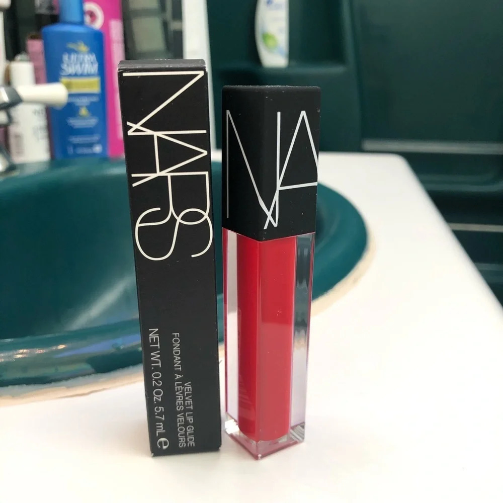 NIB NARS NO. 54 VELVET LIP GUIDE